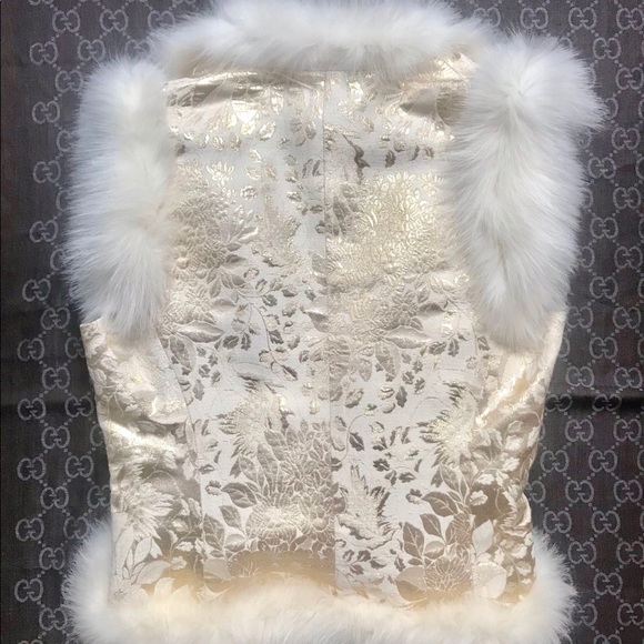 Emanuel Ungaro (wool+silk, 100% Fox fur) vest, size 4-6US - Picture 2 of 10